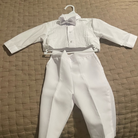 Baby Boys Formal White 5 Piece Classic Suit Set with Tail - Picture 8 of 10
